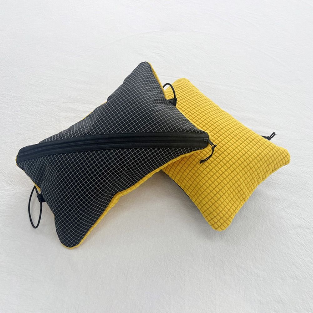 ソフト 2-in-1 枕収納バッグ レトロカラー グリッドパ - Camp Pillow Compressible のレビューと価格